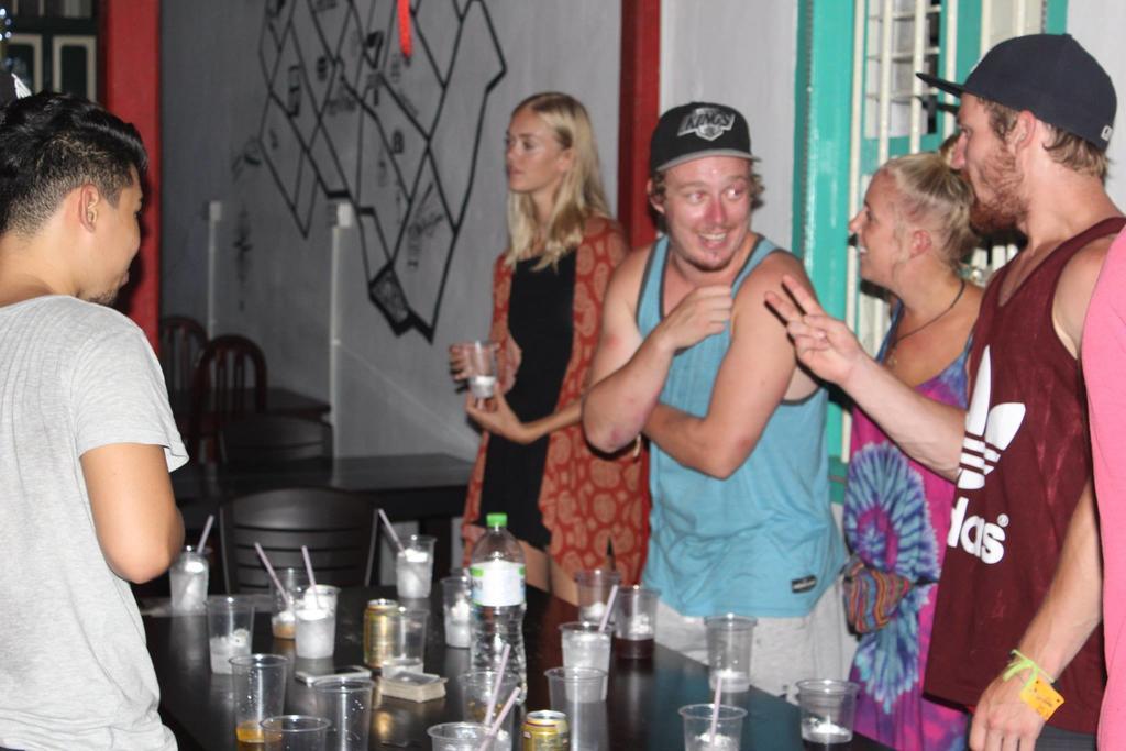 Tipsy Tiger Party Hostel George Town Exterior photo