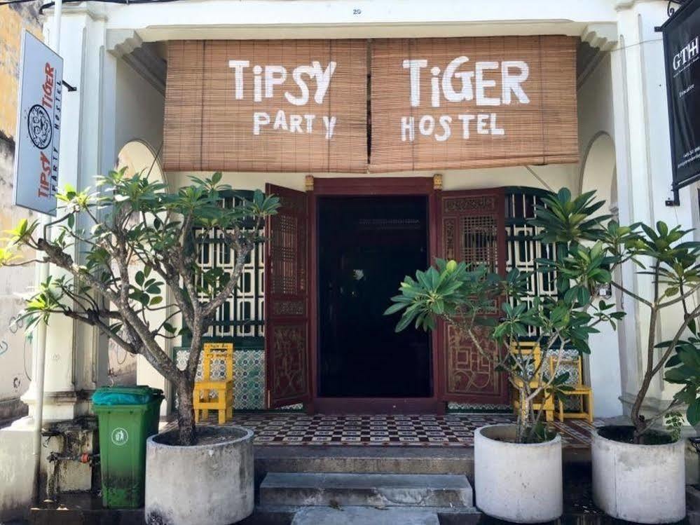 Tipsy Tiger Party Hostel George Town Exterior photo